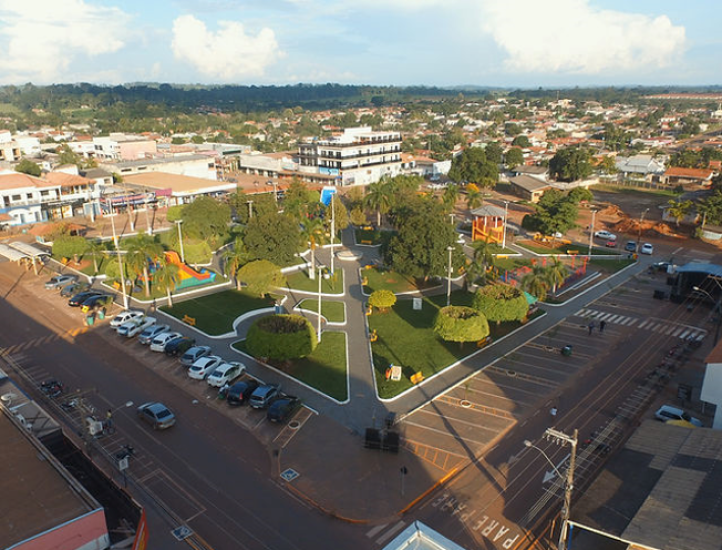 OUTDOOR EM ESPIG&Atilde;O D'OESTE: O PODER DA VISIBILIDADE!