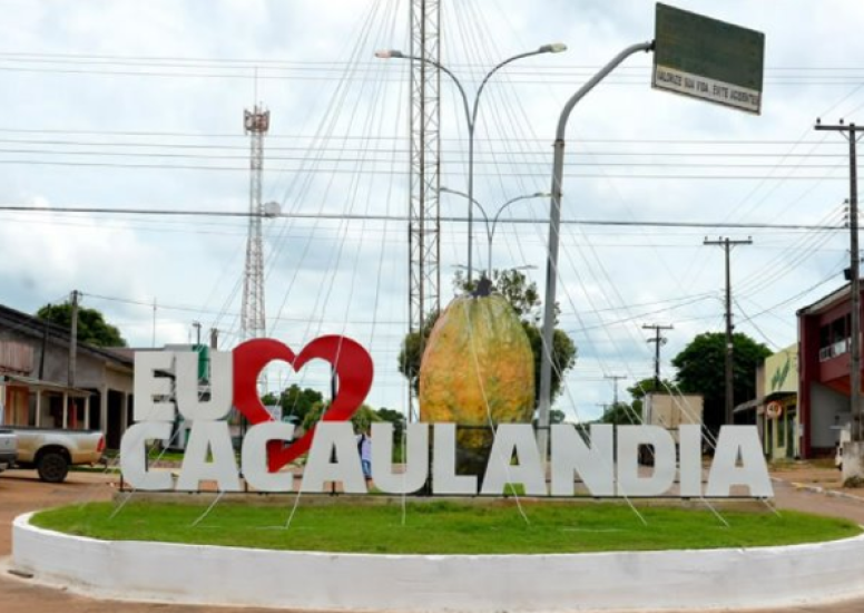 ALCANCE SEU P&Uacute;BLICO EM CACAUL&Acirc;NDIA/ RO, COM OUTDOOR DE IMPACTO!