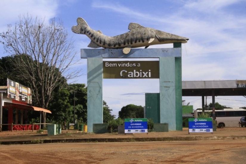 "Vis&otilde;es em Cabixi: Outdoor pela NorteOutdoor"