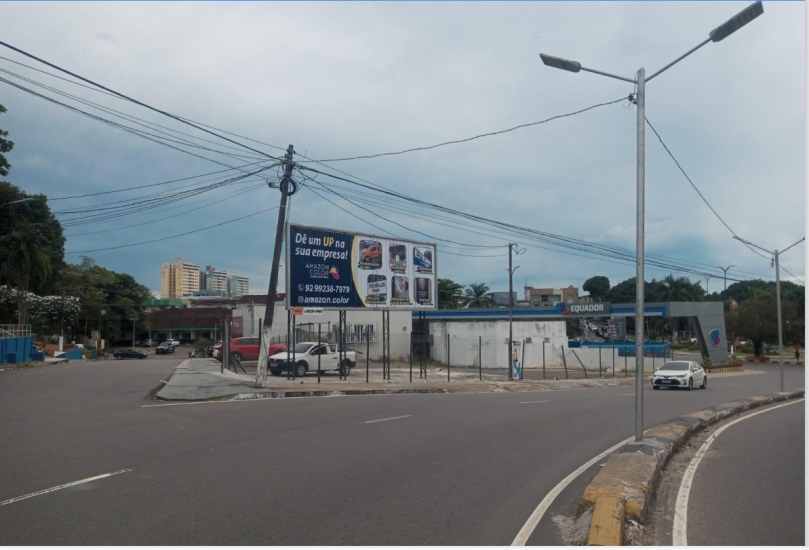VANTAGENS EM ANUNCIAR EM&nbsp; PAINEL DE TRIEDRO?